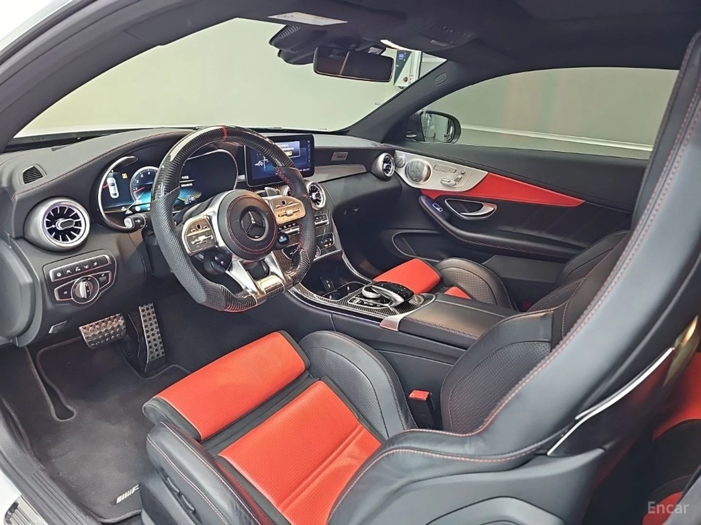 Mercedes-Benz C 63 AMG S* COUPE* ПОДГРЕВ* BURM* PANO* 360* HUD* АВТОКРЕДИ, снимка 6 - Автомобили и джипове - 55584304