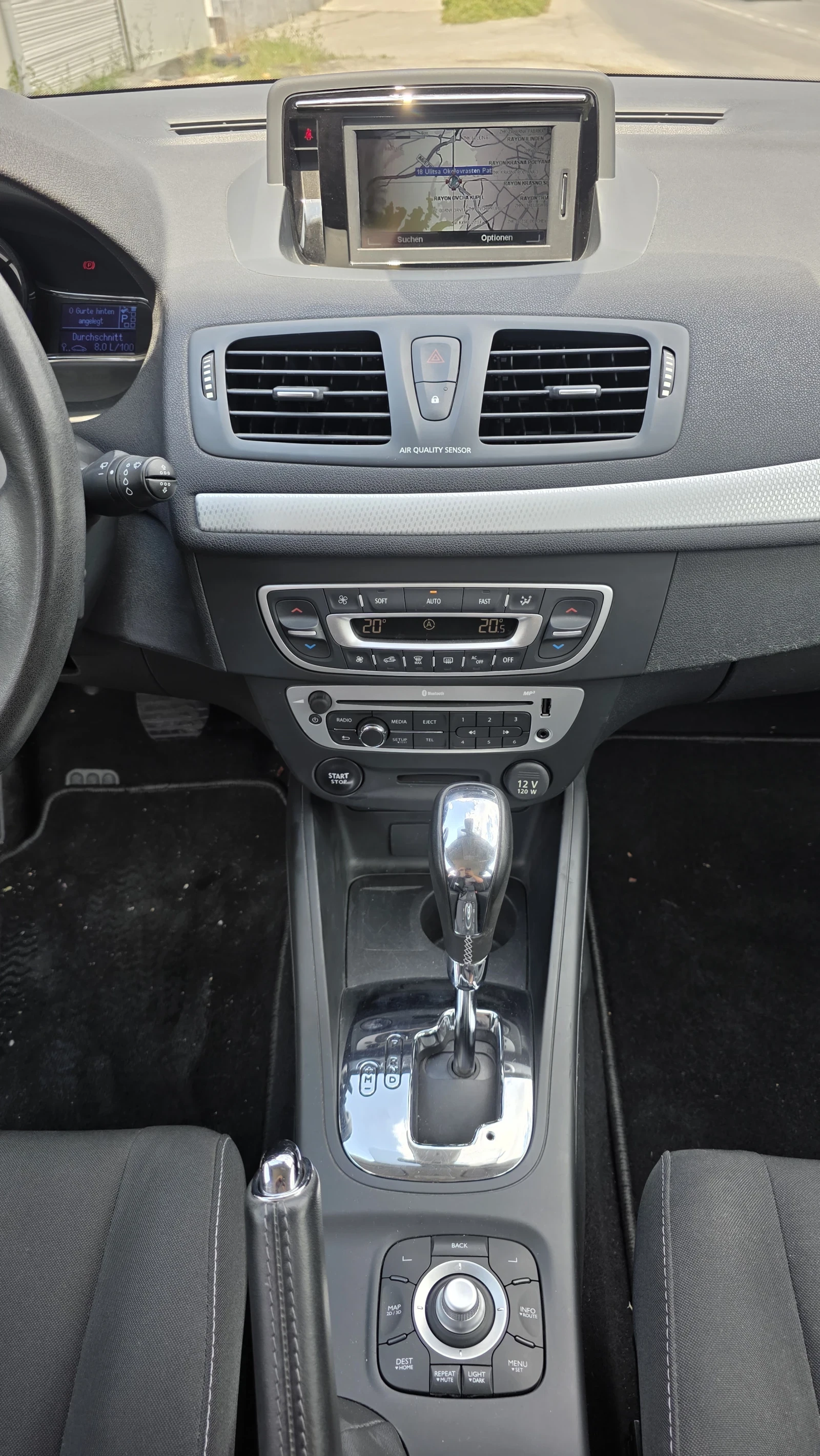 Renault Megane 2.0 16V АВТОМАТИК SWISS, снимка 12 - Автомобили и джипове - 55597817