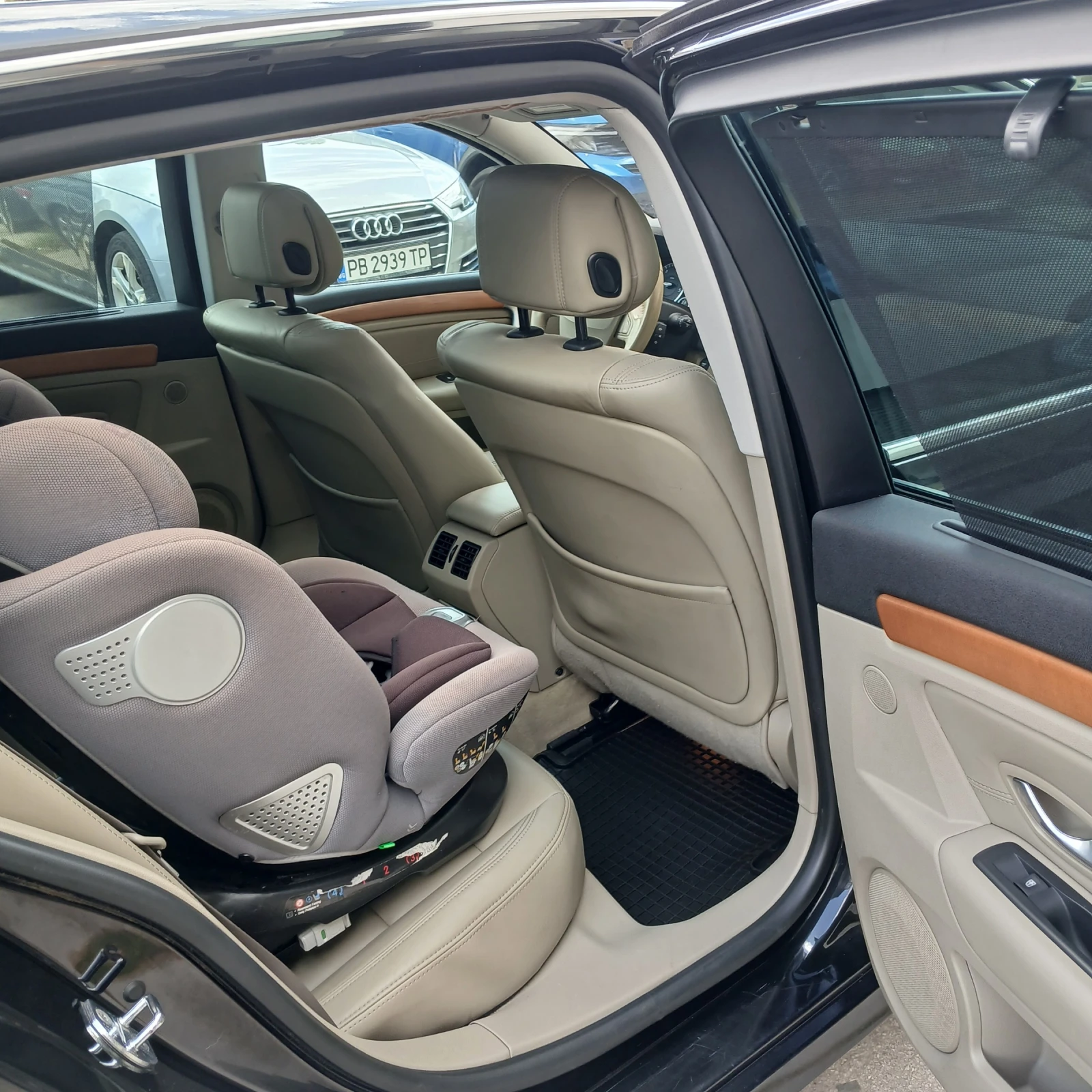 Renault Laguna АВТОМАТИК - ИНИЦИАЛЕ , снимка 15 - Автомобили и джипове - 55651394