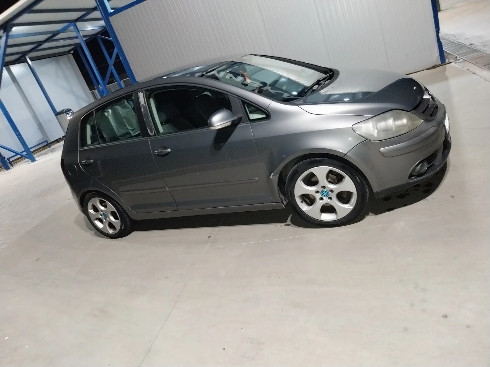 VW Golf Plus 2.0 140, снимка 9 - Автомобили и джипове - 55940717