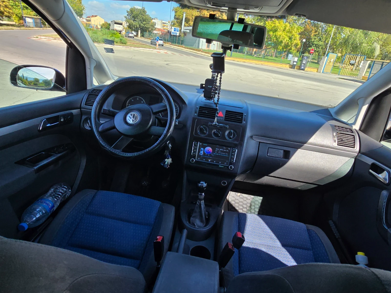 VW Touran, снимка 8 - Автомобили и джипове - 56341598