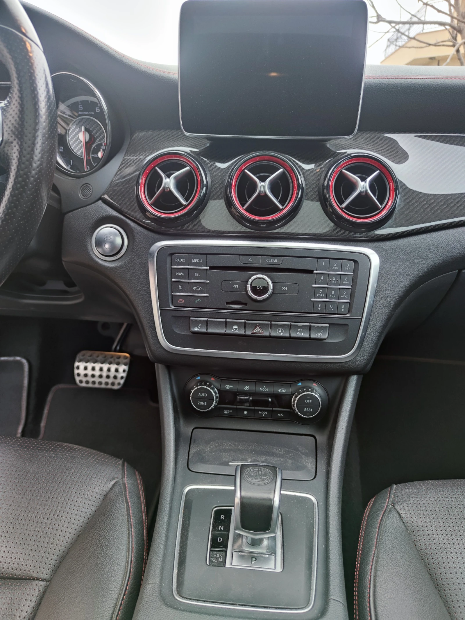 Mercedes-Benz CLA 45 AMG 360hp 4x4 CARFAX! | Mobile.bg � ����������� 6