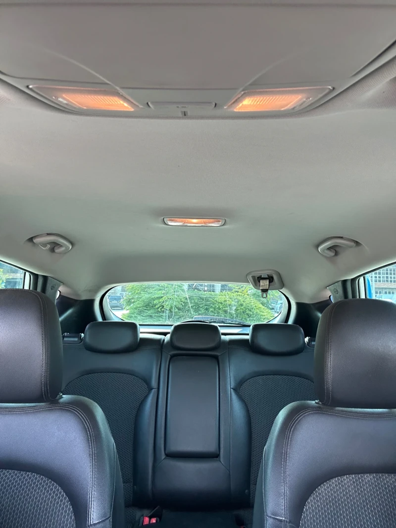 Hyundai IX35 2.0 crdi 4x4, снимка 16 - Автомобили и джипове - 52246494