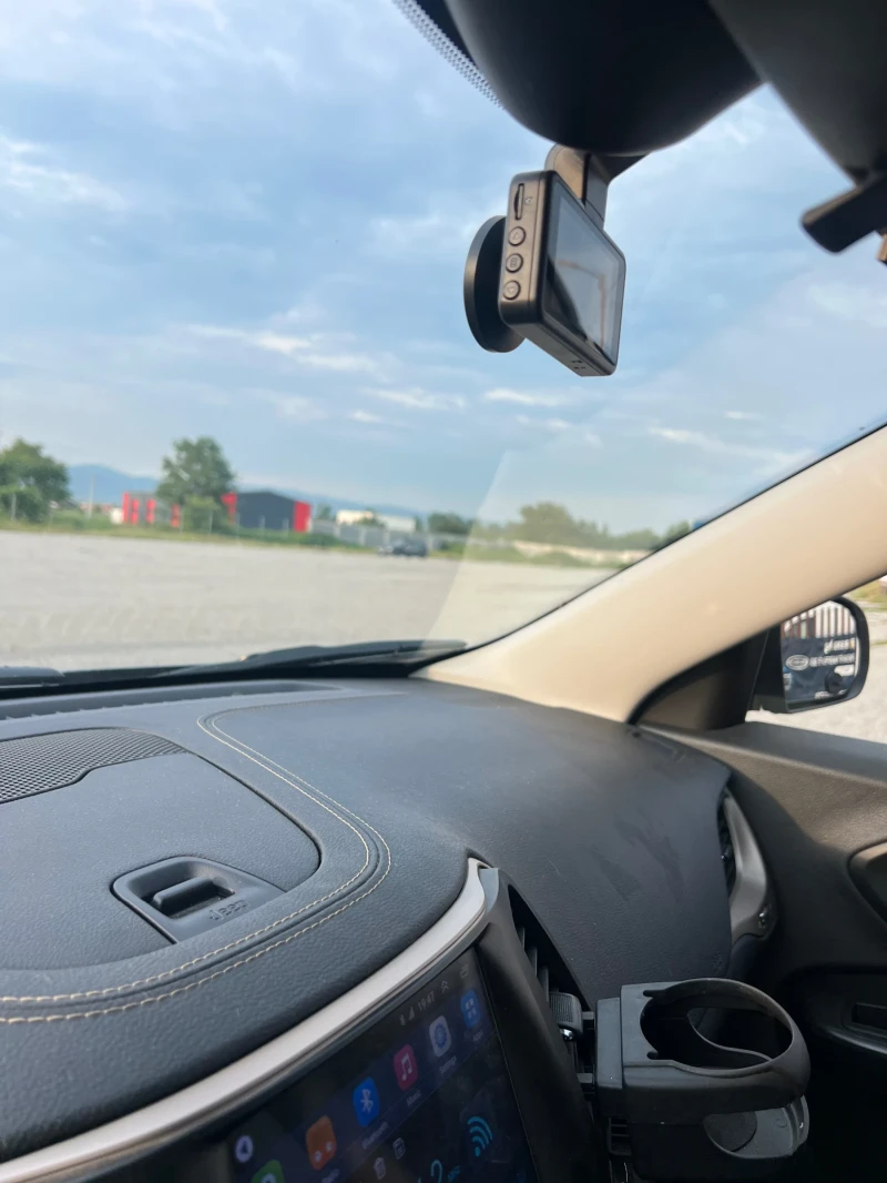 Jeep Cherokee, снимка 8 - Автомобили и джипове - 52428139