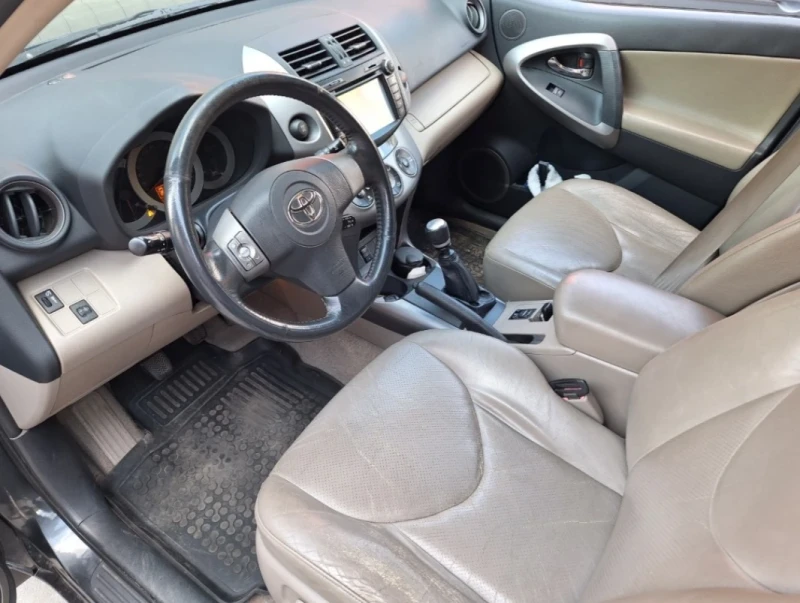 Toyota Rav4, снимка 5 - Автомобили и джипове - 52890996