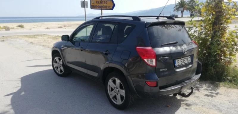 Toyota Rav4, снимка 4 - Автомобили и джипове - 52890996