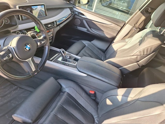 BMW X5 30d M-pack, снимка 7 - Автомобили и джипове - 43310603