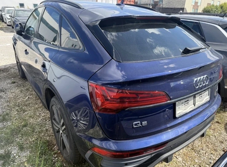 Audi Q5 S-line, снимка 3 - Автомобили и джипове - 56111693