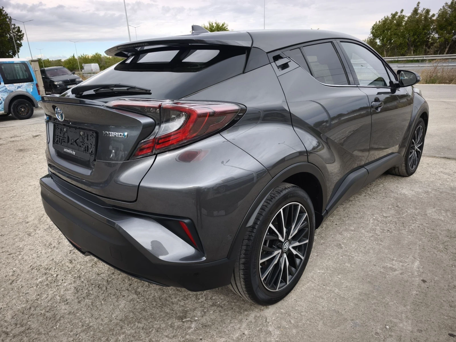 Toyota C-HR 1.8HYBRID 71000KM FULL SERVICE IN TOYOTA  - изображение 4