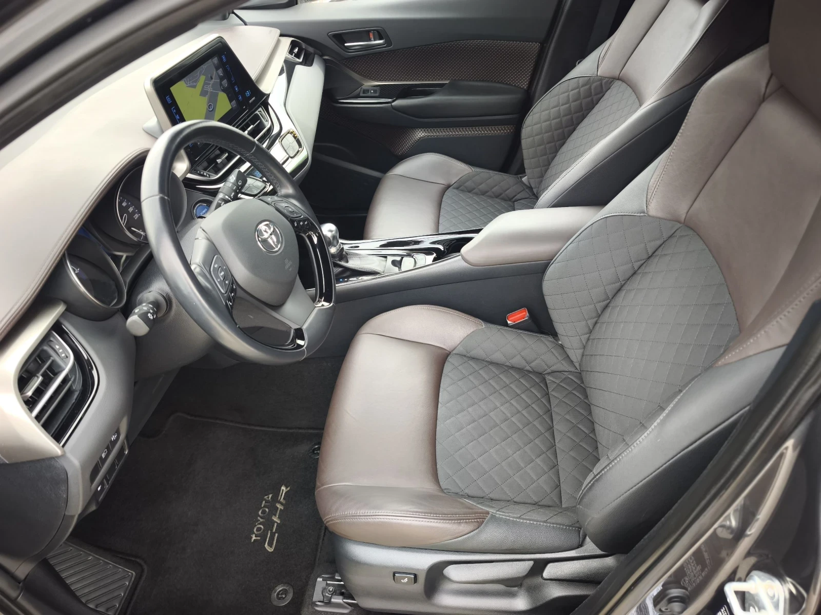 Toyota C-HR 1.8HYBRID 71000KM FULL SERVICE IN TOYOTA  - изображение 8