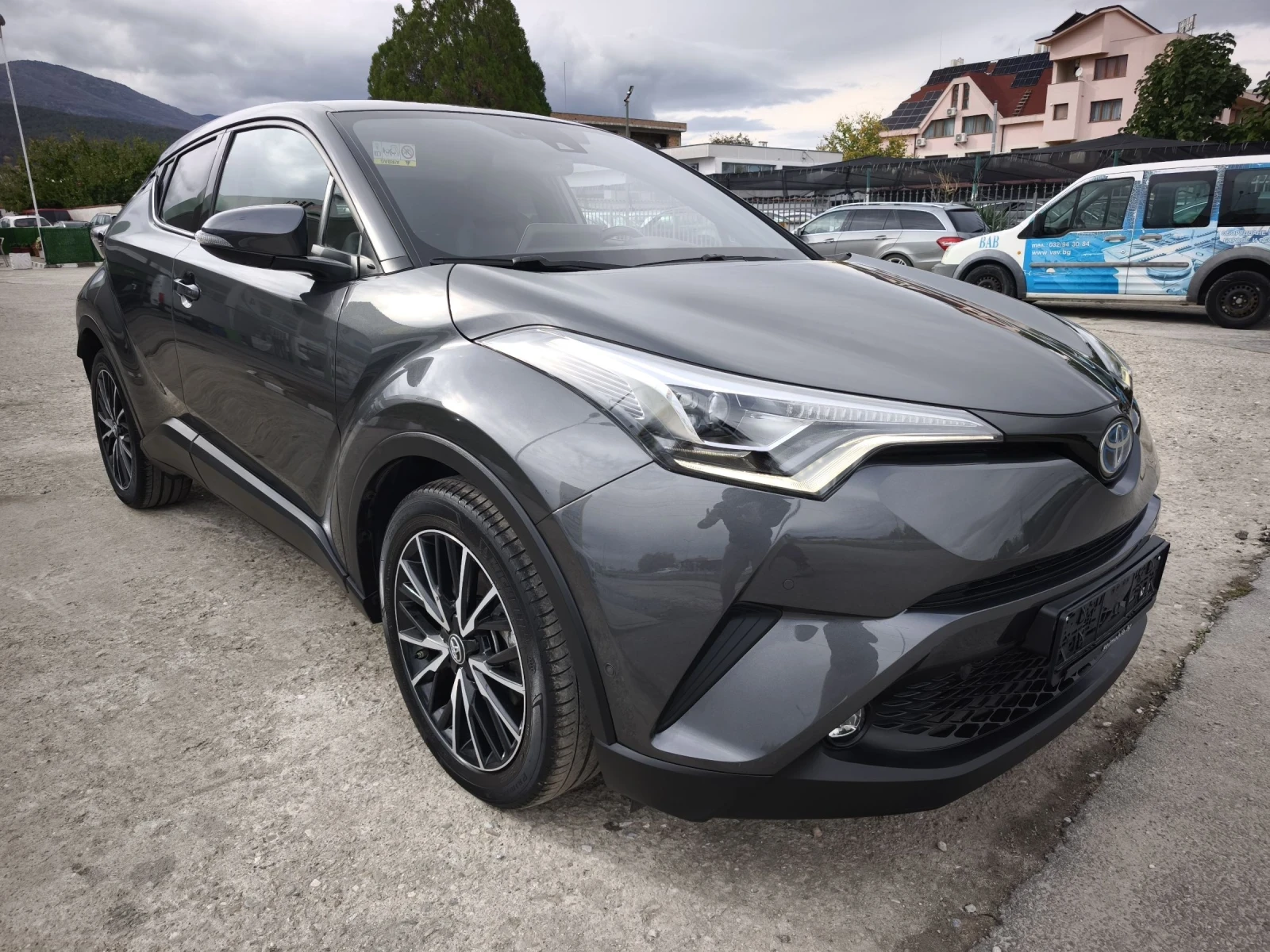 Toyota C-HR 1.8HYBRID 71000KM FULL SERVICE IN TOYOTA  - изображение 3