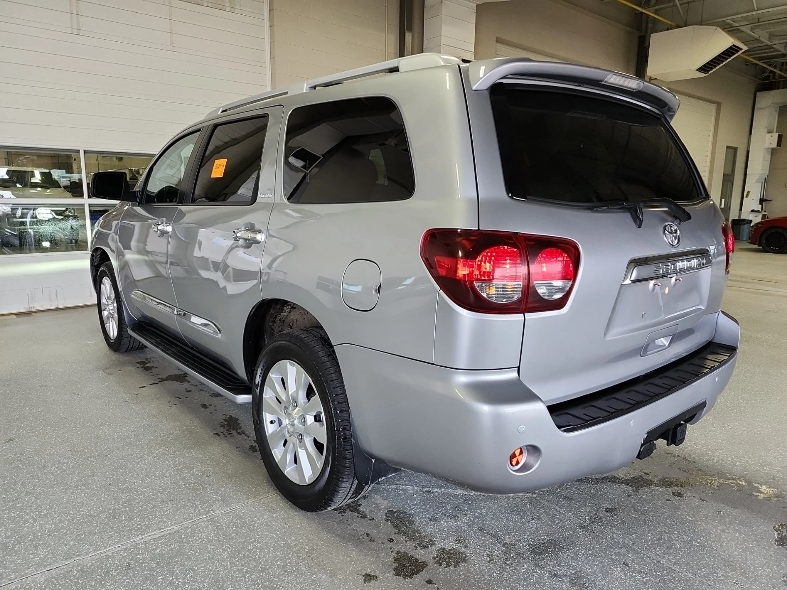 Toyota Sequoia PLATINUM * * CARFAX * *   * *  | Mobile.bg   4