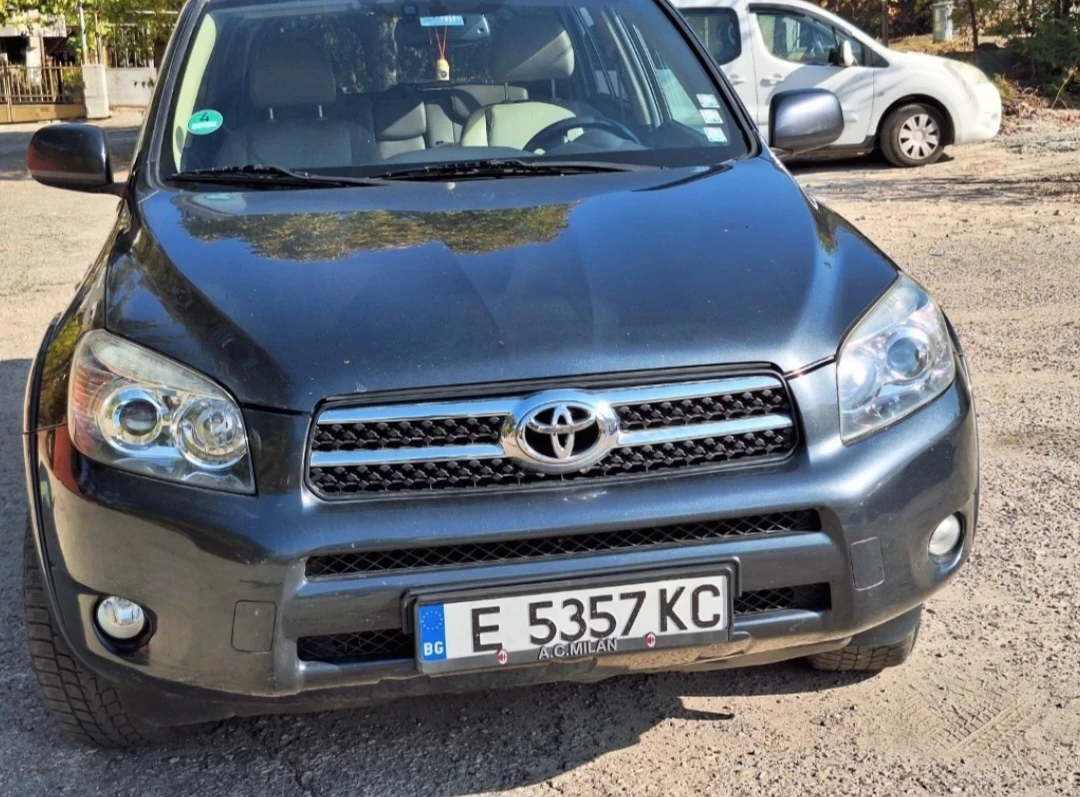 Toyota Rav4  - изображение 8