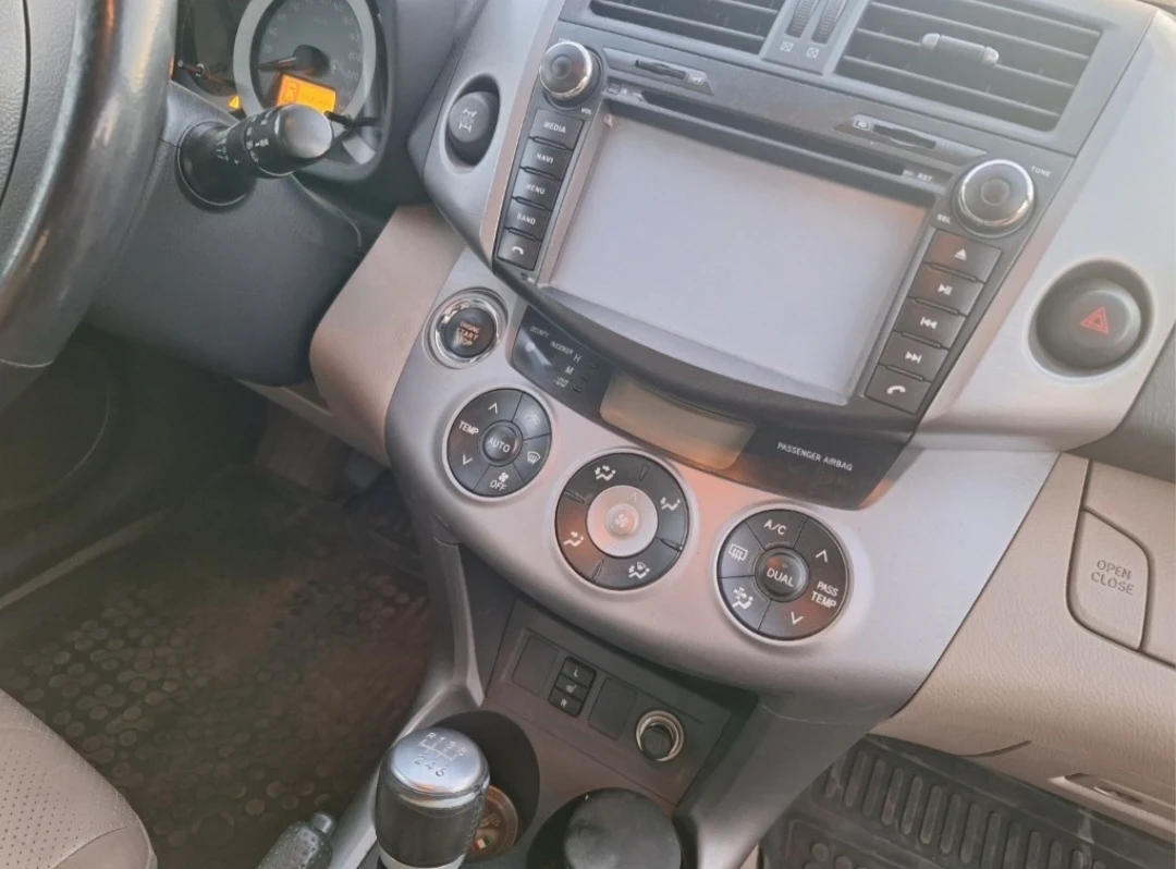 Toyota Rav4  - изображение 9