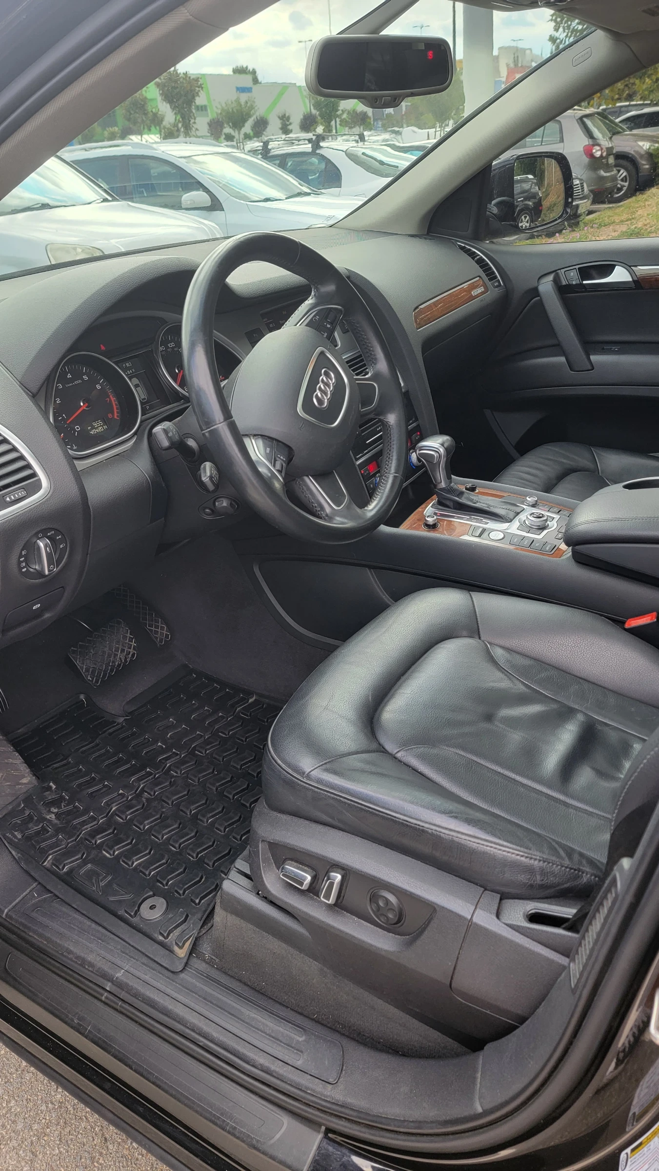 Audi Q7, снимка 8 - Автомобили и джипове - 54045618