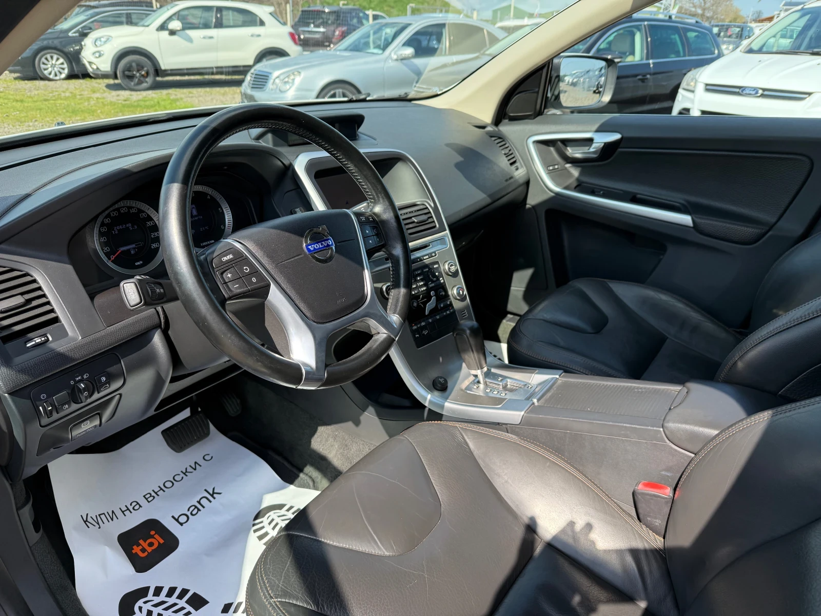 Volvo XC60 2.4D 4x4 CH AUTOMAT NAVI  163ks, снимка 7 - Автомобили и джипове - 54105542