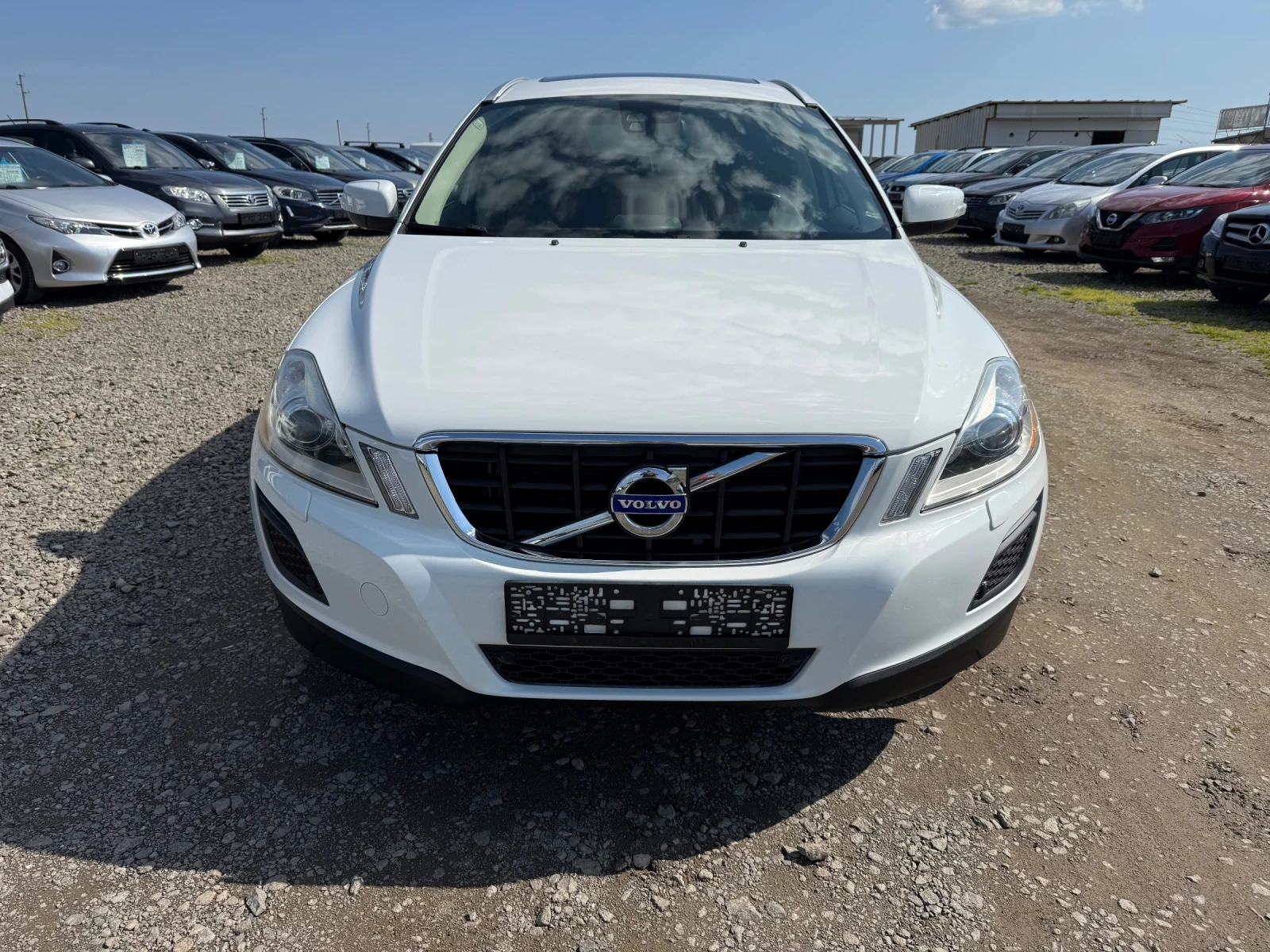 Volvo XC60 2.4D 4x4 CH AUTOMAT NAVI  163ks, снимка 2 - Автомобили и джипове - 54105542