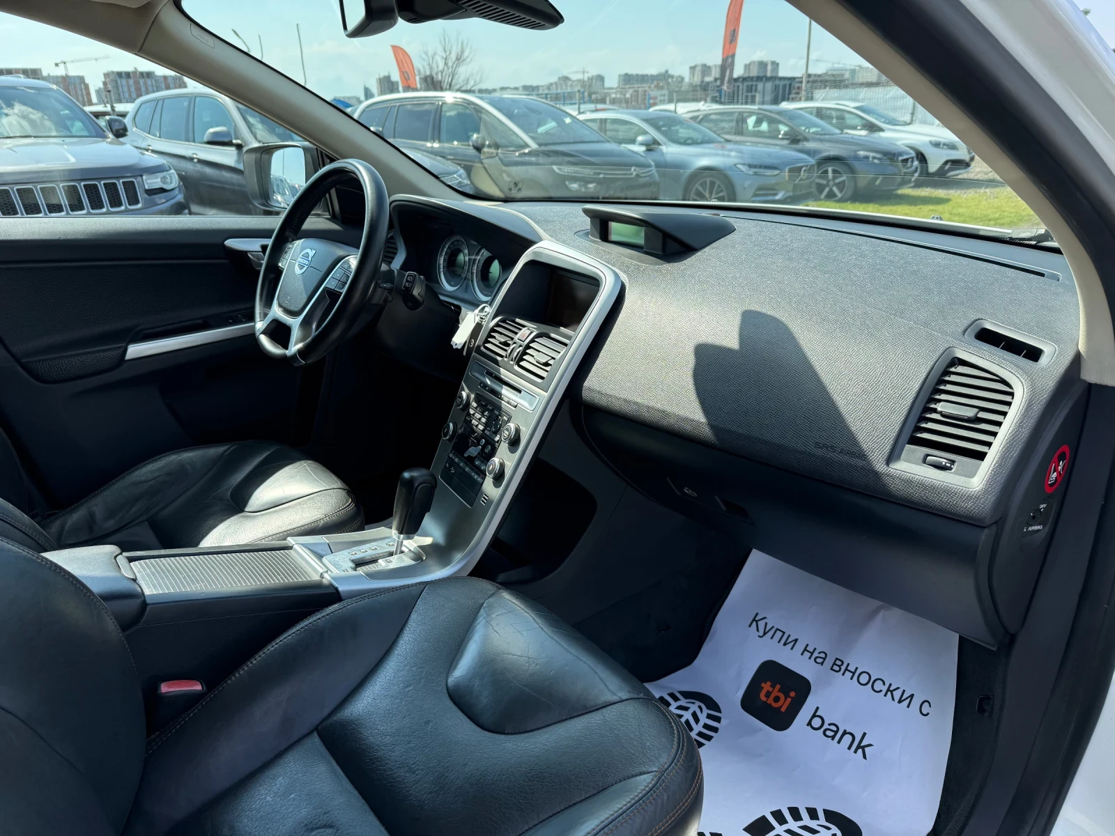 Volvo XC60 2.4D 4x4 CH AUTOMAT NAVI  163ks, снимка 9 - Автомобили и джипове - 54105542