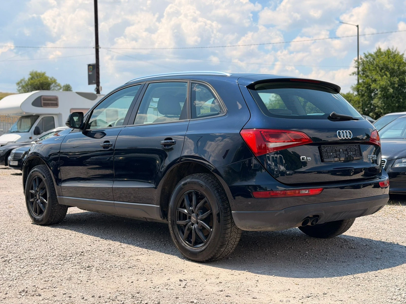 Audi Q5 2.0TDI, снимка 5 - Автомобили и джипове - 55008309