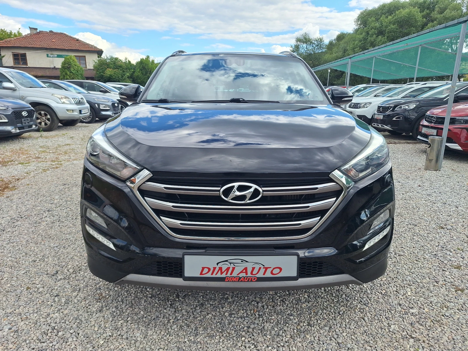 Hyundai Tucson 2.0 Crdi 136 Ks 4x4 Navi Panorama Full!, снимка 8 - Автомобили и джипове - 55416593