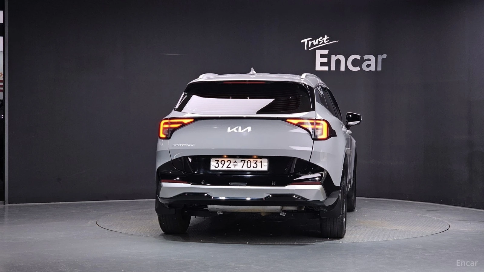 Kia Sportage Noblesse* 2.0* LPG* DISTRONIC* ПОДГРЕВ* ОБДУХВАНЕ*, снимка 4 - Автомобили и джипове - 55628233