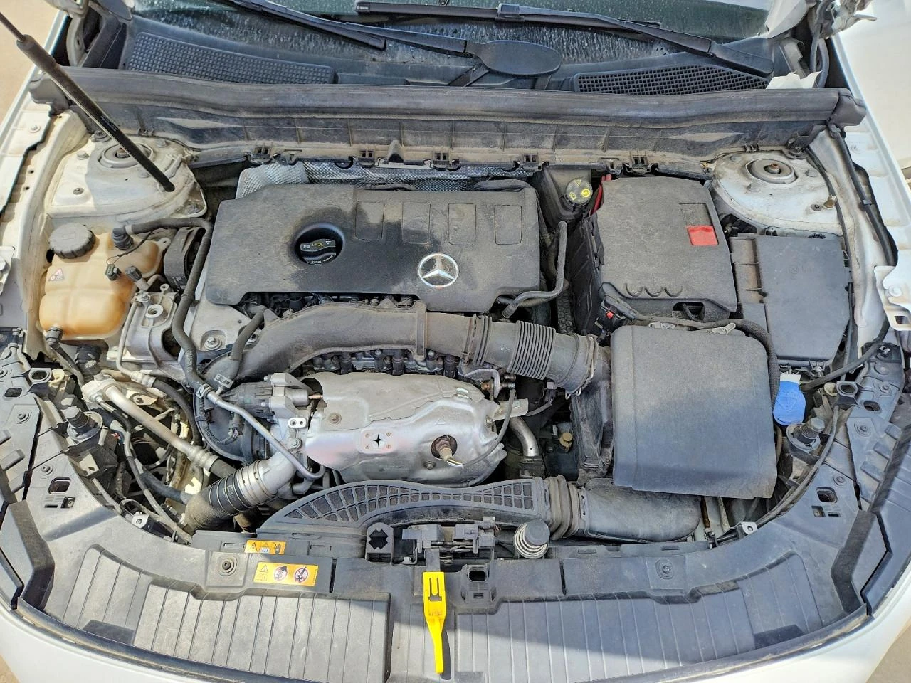 Mercedes-Benz GLB 2.0l 250, снимка 11 - Автомобили и джипове - 55877857