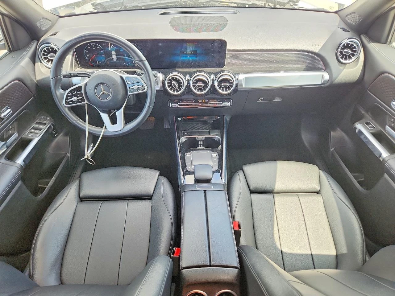 Mercedes-Benz GLB 2.0l 250, снимка 8 - Автомобили и джипове - 55877857