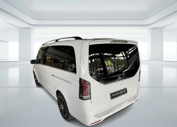 Mercedes-Benz V 250 d 4Matic Long = AMG Line = AvantgardePlus Гаранция, снимка 2 - Бусове и автобуси - 54729168