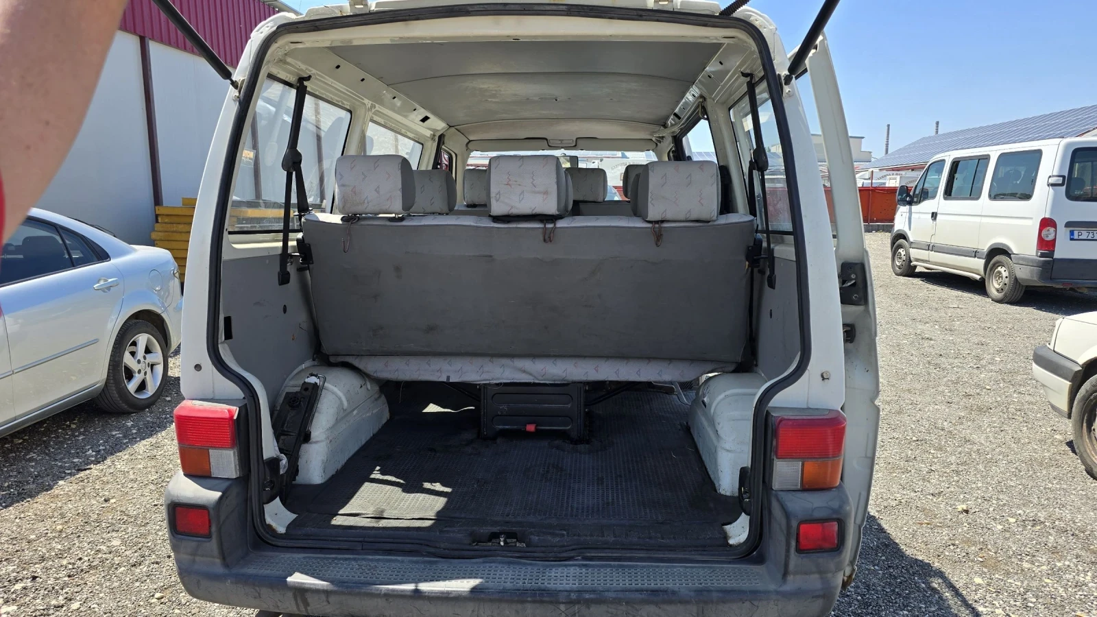 VW Transporter Пътнически, снимка 5 - Бусове и автобуси - 55474410