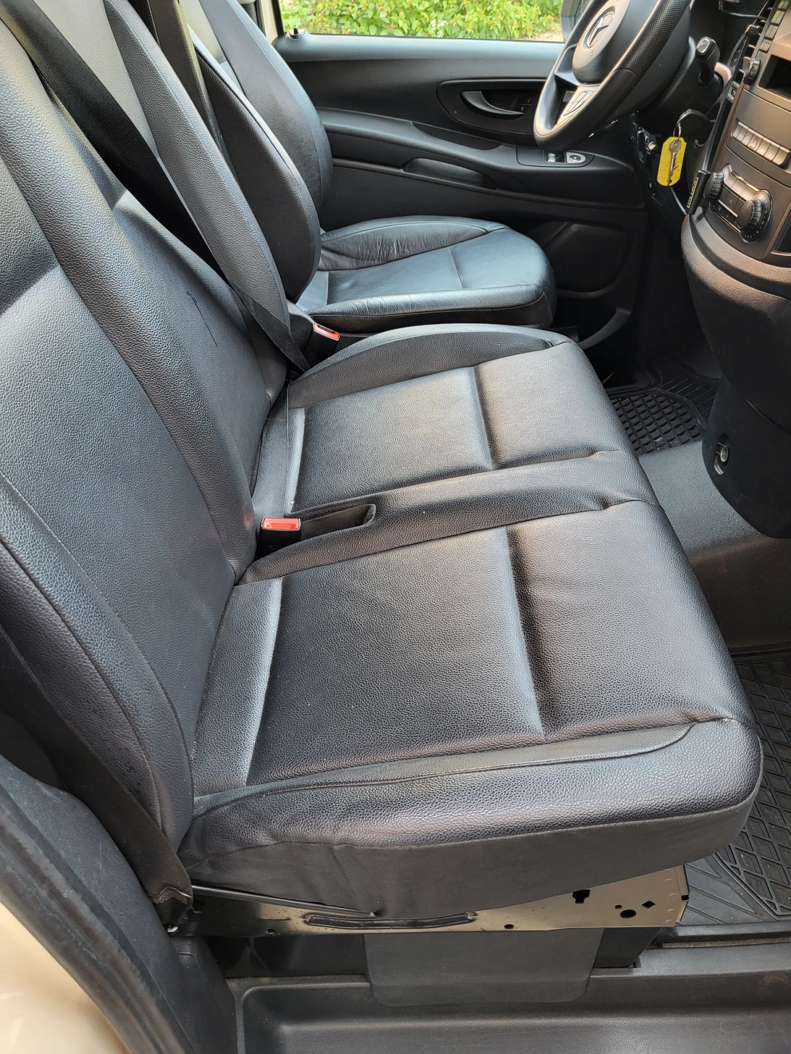 Mercedes-Benz Vito 2.2D, снимка 14 - Бусове и автобуси - 56433745