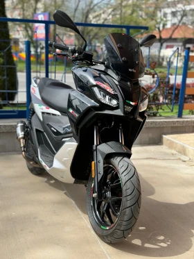     Aprilia Sr SR GT 200  .