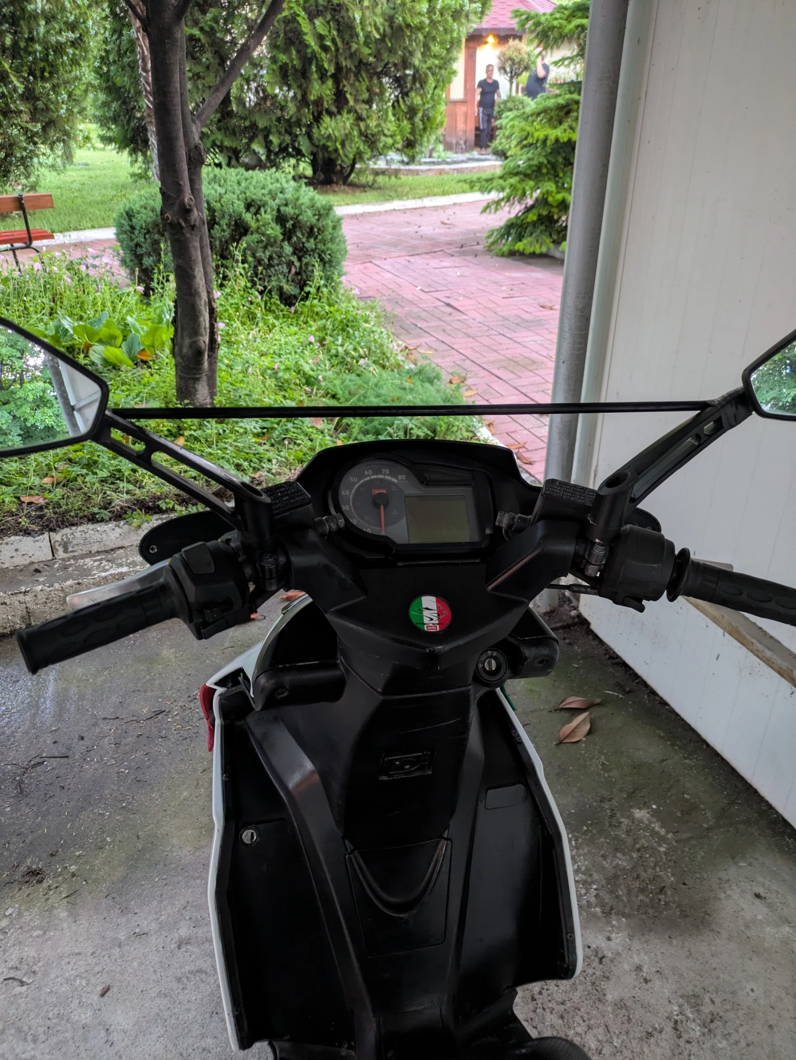 Aprilia Sr 50, снимка 9 - Мотоциклети и мототехника - 54828287