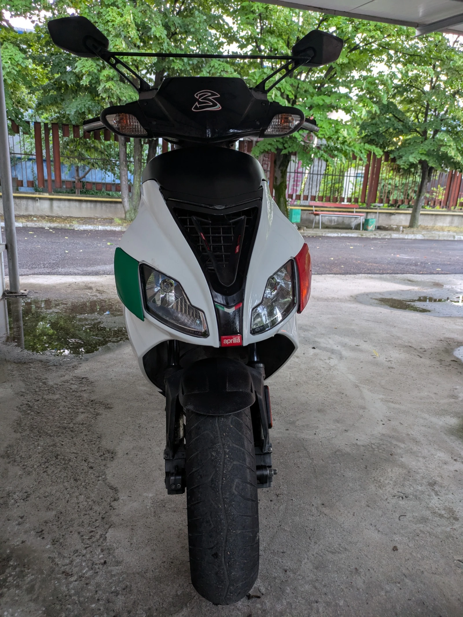 Aprilia Sr 50, снимка 2 - Мотоциклети и мототехника - 54828287