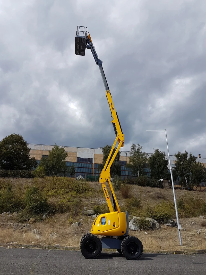 Автовишка Друга марка HAULOTTE HA 16 PX 4х4х4, снимка 9 - Индустриална техника - 49706193