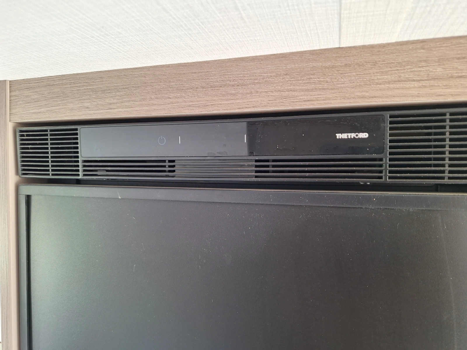  Challenger V210 VIP | Mobile.bg   15