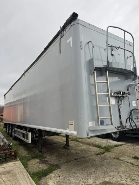 Полуремарке Knapen K100 с подвижен под