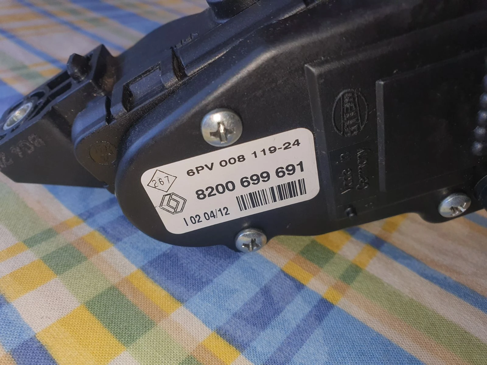    ()  Renault 1,2 - 75 .. | Mobile.bg   1