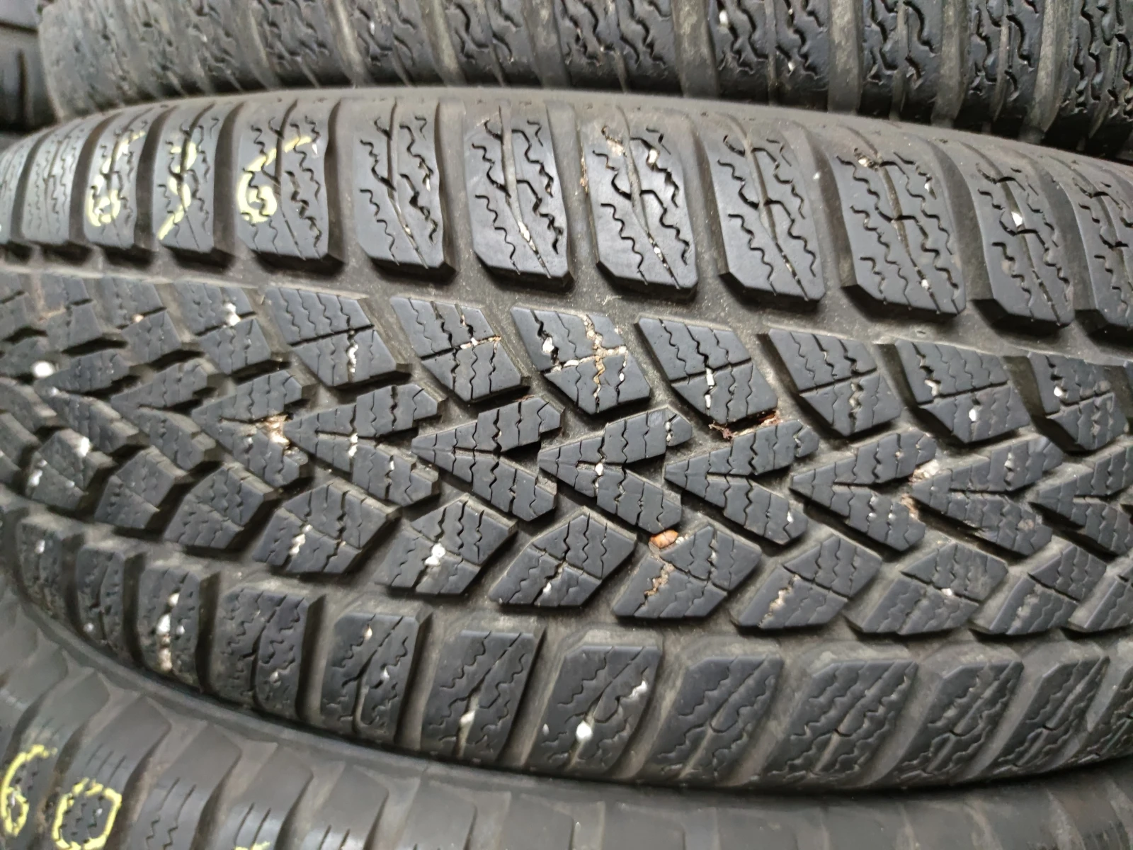  185/60R15 | Mobile.bg   4