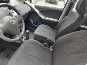 Toyota Yaris 1.0 VVTI 45000km FACELIFT НОВА , снимка 13