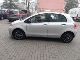 Toyota Yaris 1.0 VVTI 45000km FACELIFT НОВА , снимка 5