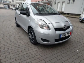 Toyota Yaris 1.0 VVTI 45000km FACELIFT НОВА , снимка 1