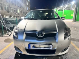 Toyota Auris, снимка 1