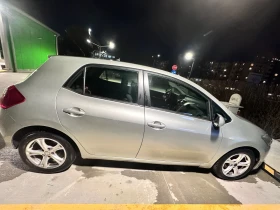 Toyota Auris, снимка 5