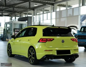 VW Golf R PERFORMANCE/320HP/AKRAPOVIC/4X4DSG/PANO/CAM/626z, снимка 4