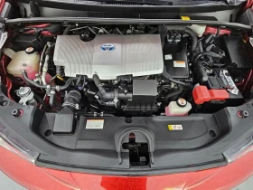 Toyota Prius 1.8 Хибрид, снимка 12