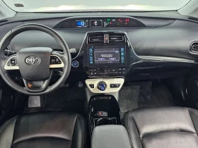 Toyota Prius 1.8 Хибрид, снимка 3