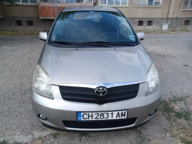 Обява за продажба на Toyota Corolla verso D4D 90кс ~4 004 лв. - изображение 1