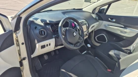 Renault Captur /камера/ 69500 км , снимка 5 — Bazar.bg Renault Captur /камера/ 69500 км , снимка 5