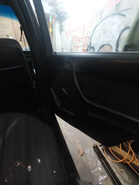 Mercedes-Benz 124, снимка 8