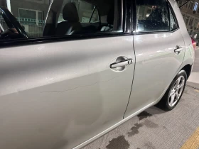 Toyota Auris - 2500 € / 4889.57 лв. - 64807044 6